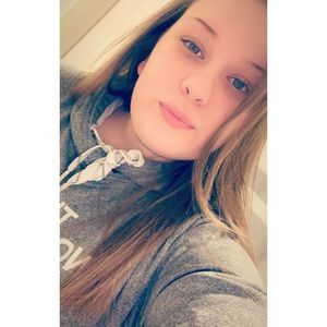 Meet your Posher, Ariana